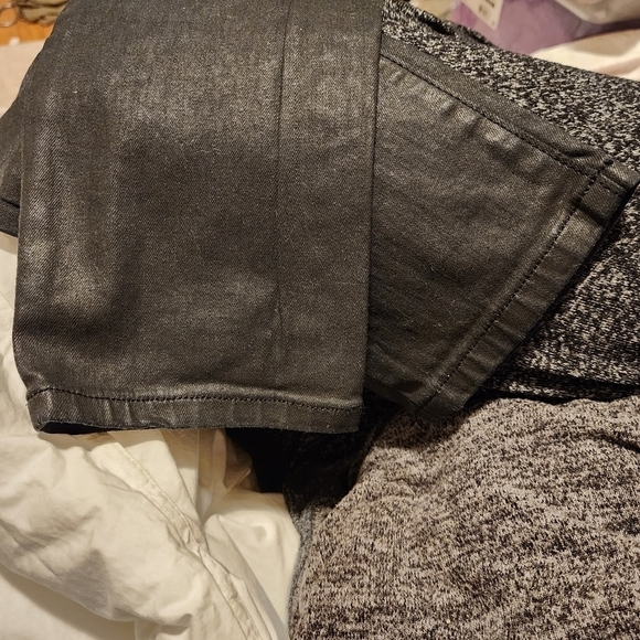 Loft Modern Skinny Jeans Waxy Black Women's Size 2 Waist 26 Classic Everyday EUC - Picture 9 of 13